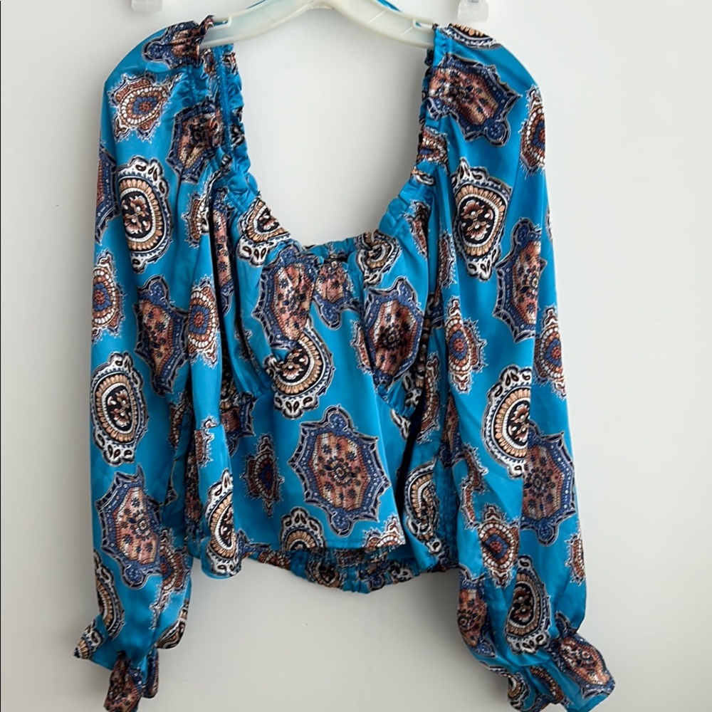 Julia by love size 1X Blue Paisley Women's Top